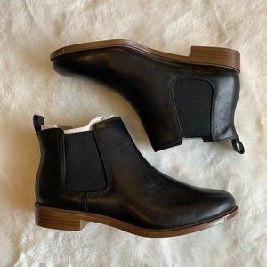 New Clarks Taylor Shine Chelsea Women's Boot Black Sz 9.5